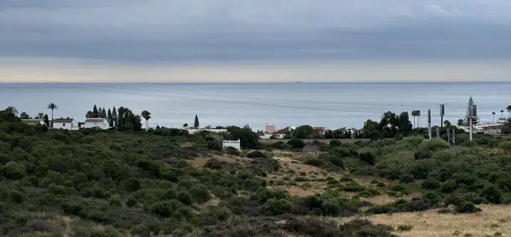 Sale of penthouse in Estepona 1