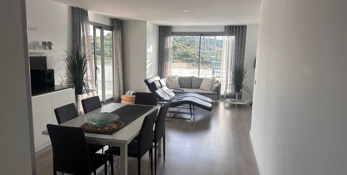 Sale of penthouse in Estepona 7