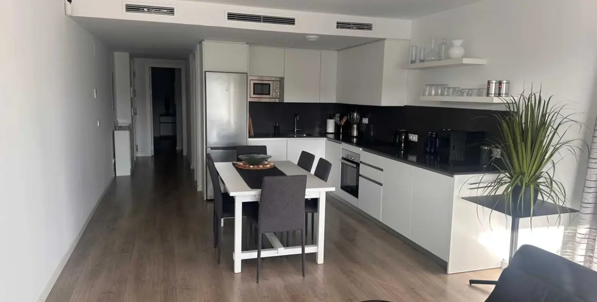 Sale of penthouse in Estepona 8