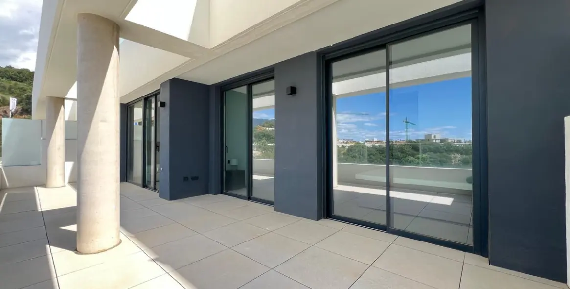 Продажа апартаментов на среднем этаже в Marbella 3