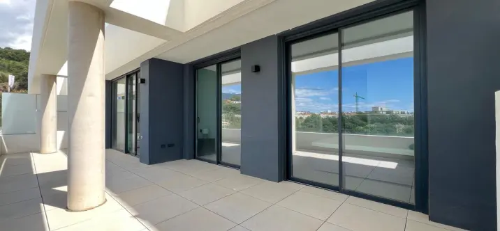 Продажа апартаментов на среднем этаже в Marbella 2