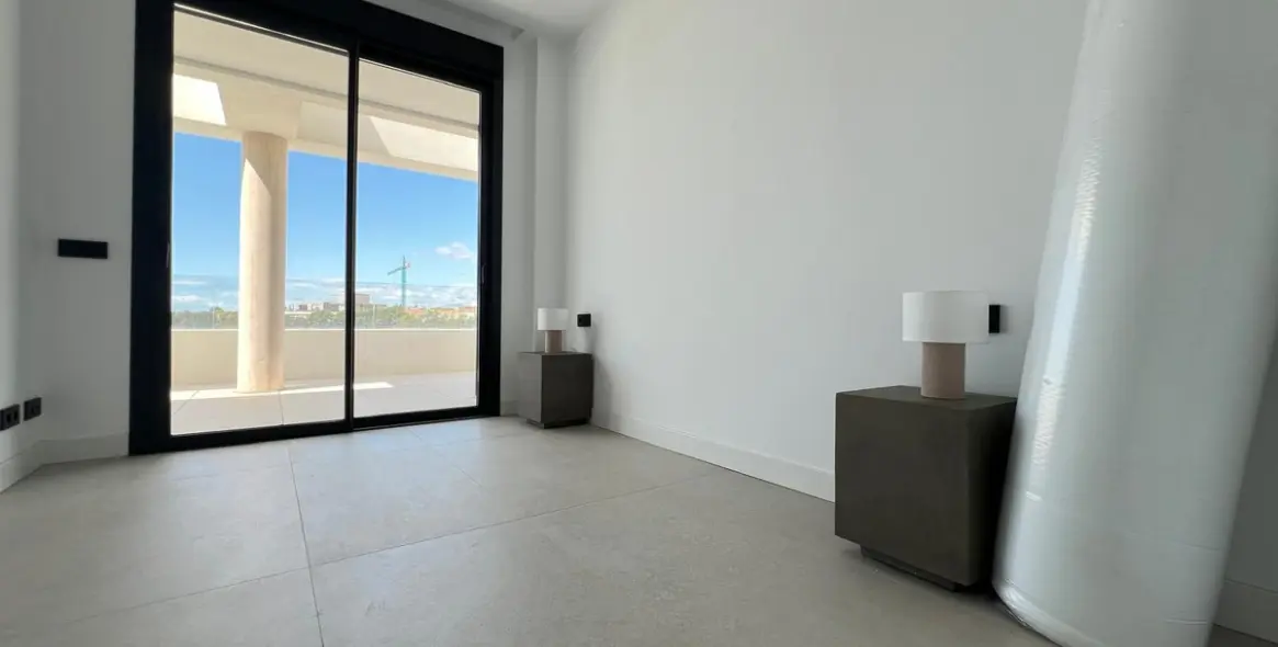 Продажа апартаментов на среднем этаже в Marbella 7