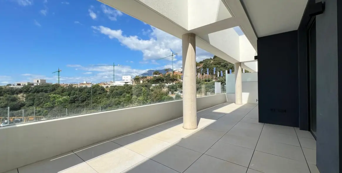 Продажа апартаментов на среднем этаже в Marbella 14