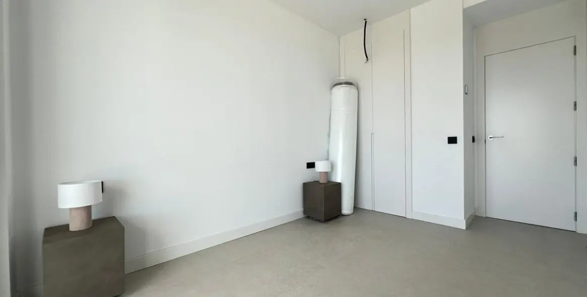 Продажа апартаментов на среднем этаже в Marbella 16