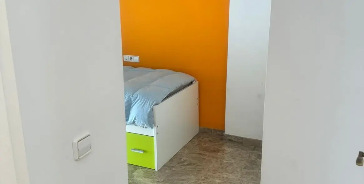 Продажа дома на две семьи в Torremolinos 7