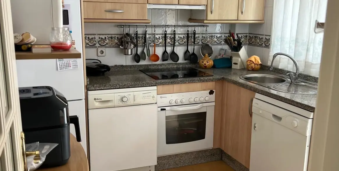 Продажа дома на две семьи в Torremolinos 13