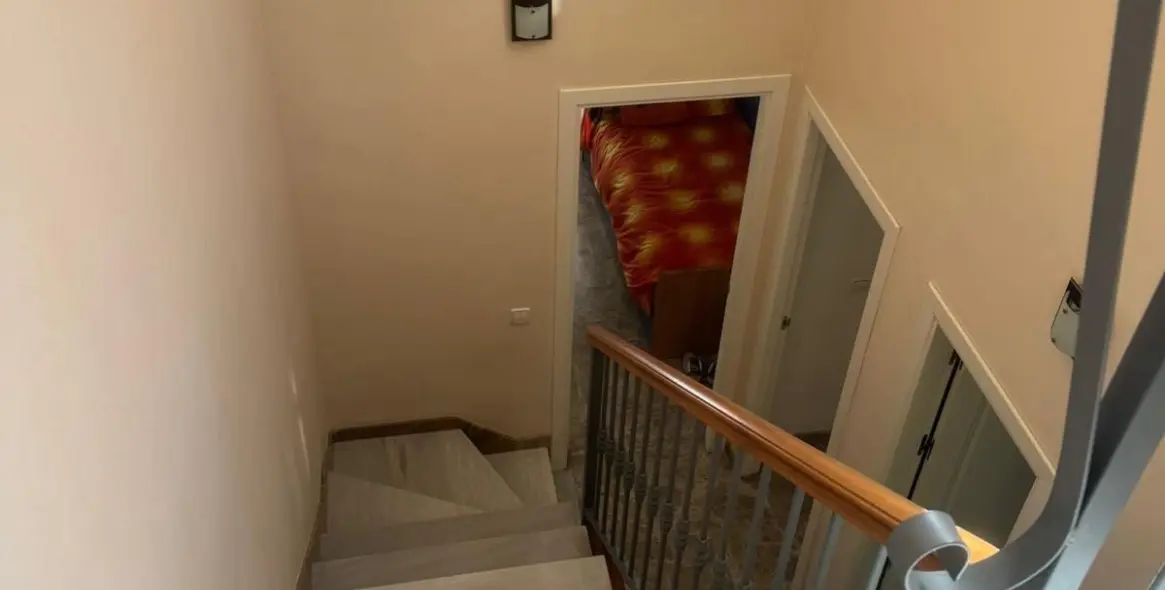 Продажа дома на две семьи в Torremolinos 17