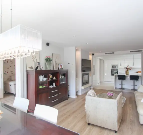 Venta de apartamento en planta baja en Guadalmina Alta