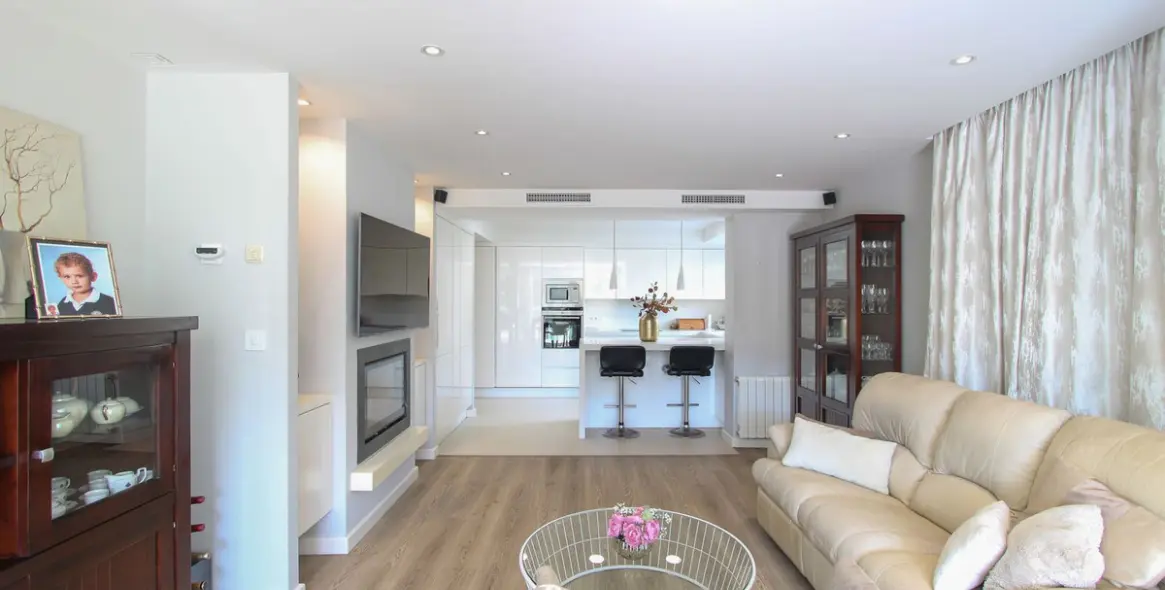 Venta de apartamento en planta baja en Guadalmina Alta 12