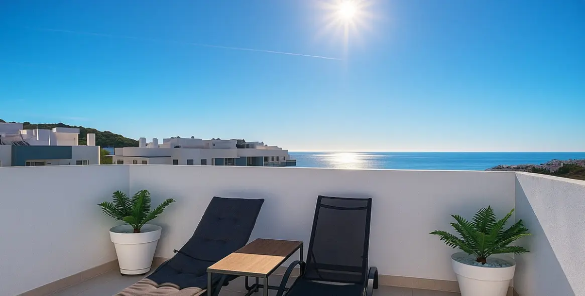 Sale of penthouse duplex in Estepona 1