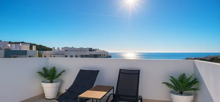 Sale of penthouse duplex in Estepona 0