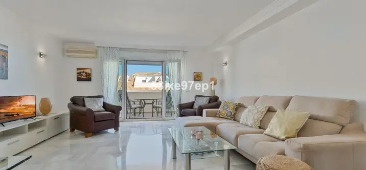 Продажа таунхауса в Fuengirola 1