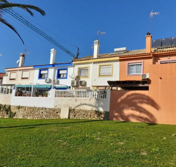 Продажа таунхауса в Las Lagunas
