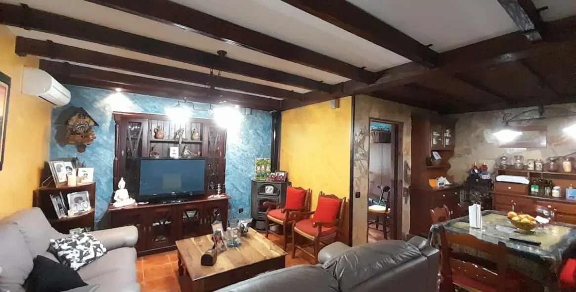 Продажа таунхауса в Las Lagunas 19