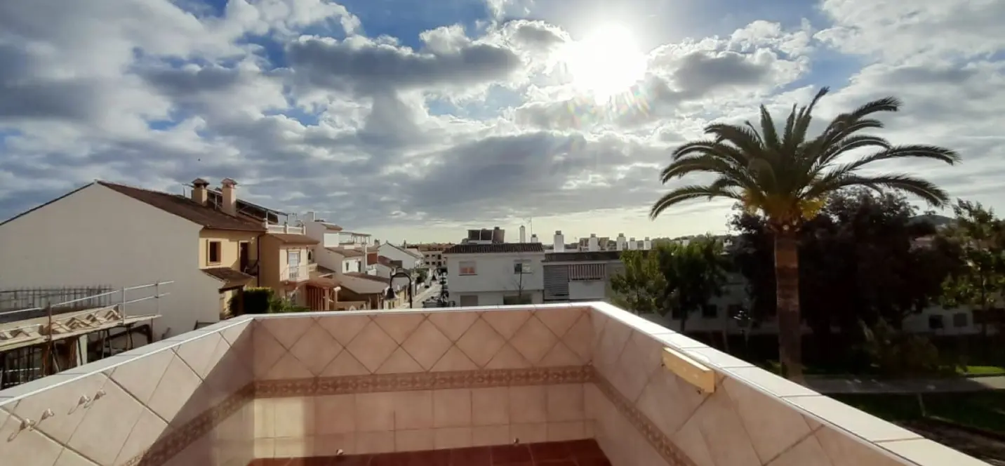 Sale of townhouse in Las Lagunas 0