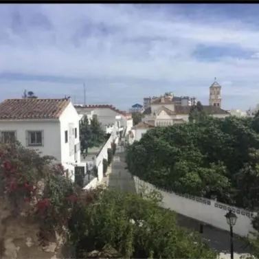 Sale of middle floor apartment in Marbella