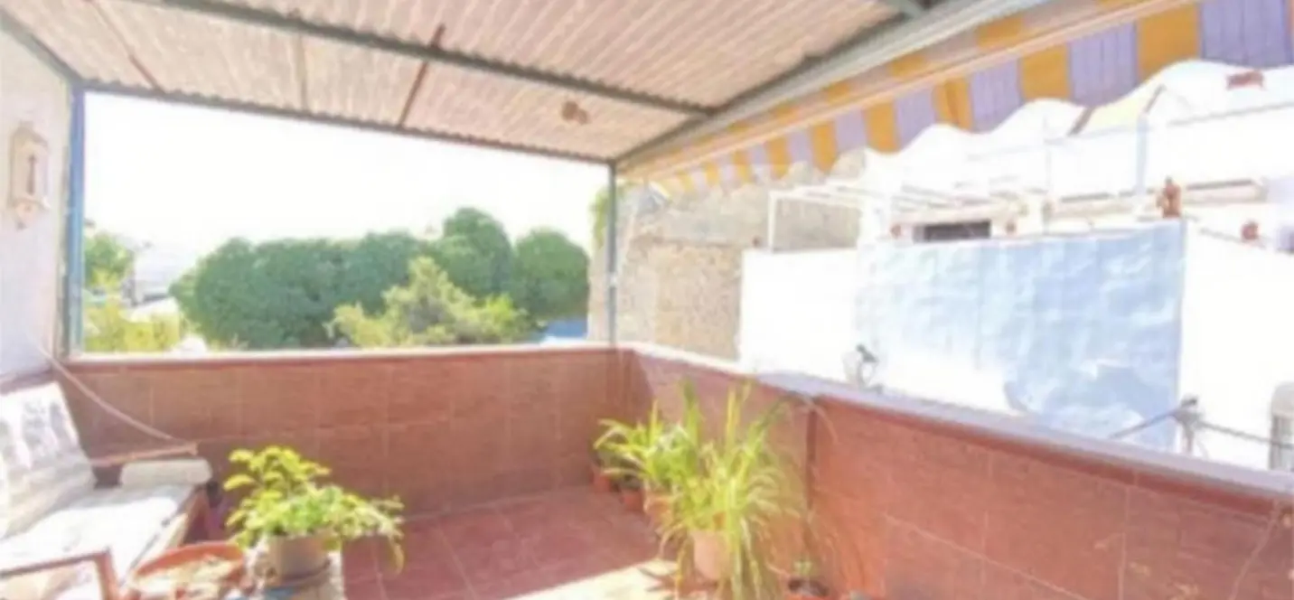 Sale of middle floor apartment in Marbella 1