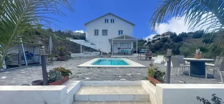 Sale of detached villa in Alhaurín el Grande 0