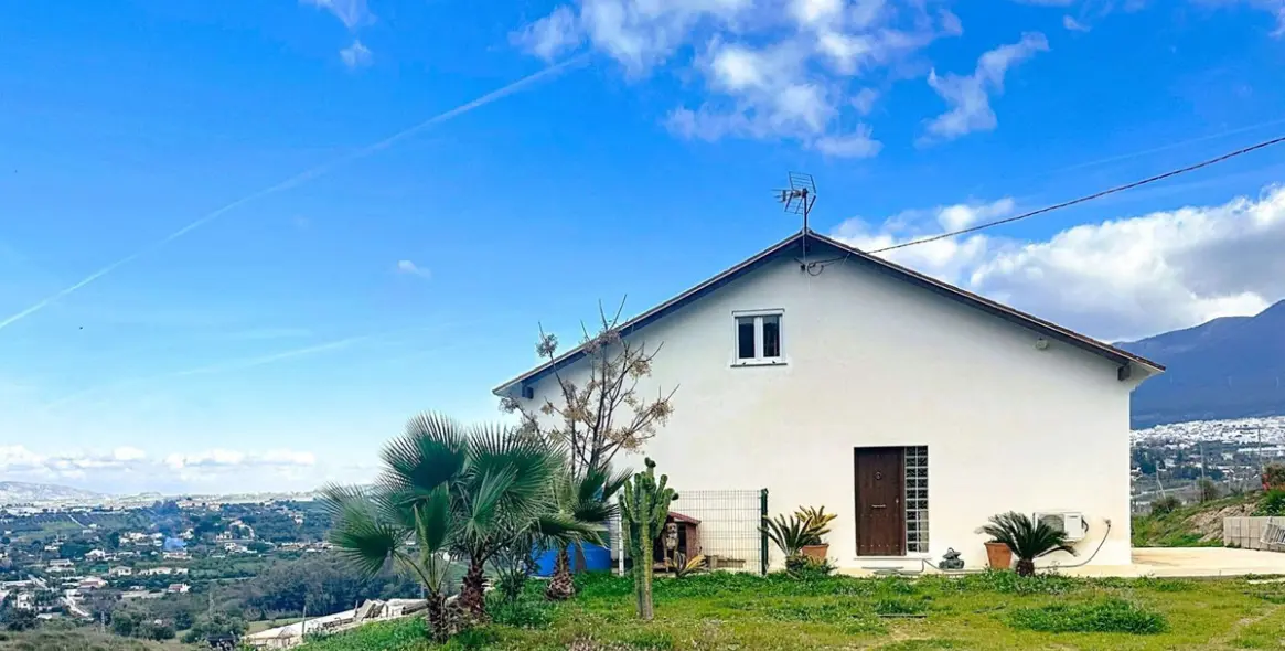 Sale of detached villa in Alhaurín el Grande 5