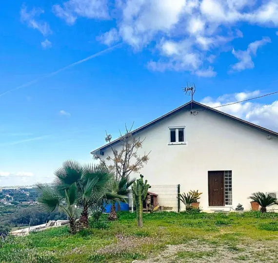 Sale of detached villa in Alhaurín el Grande