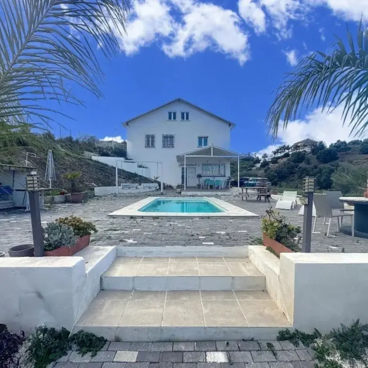 Venta de villa independiente en Alhaurín el Grande