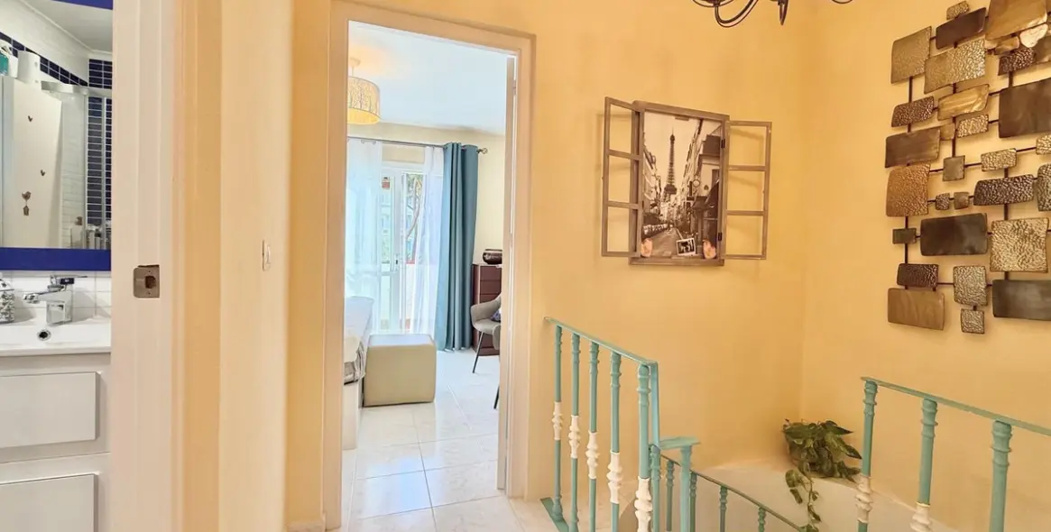 Venta de casa pareada en Calahonda 28