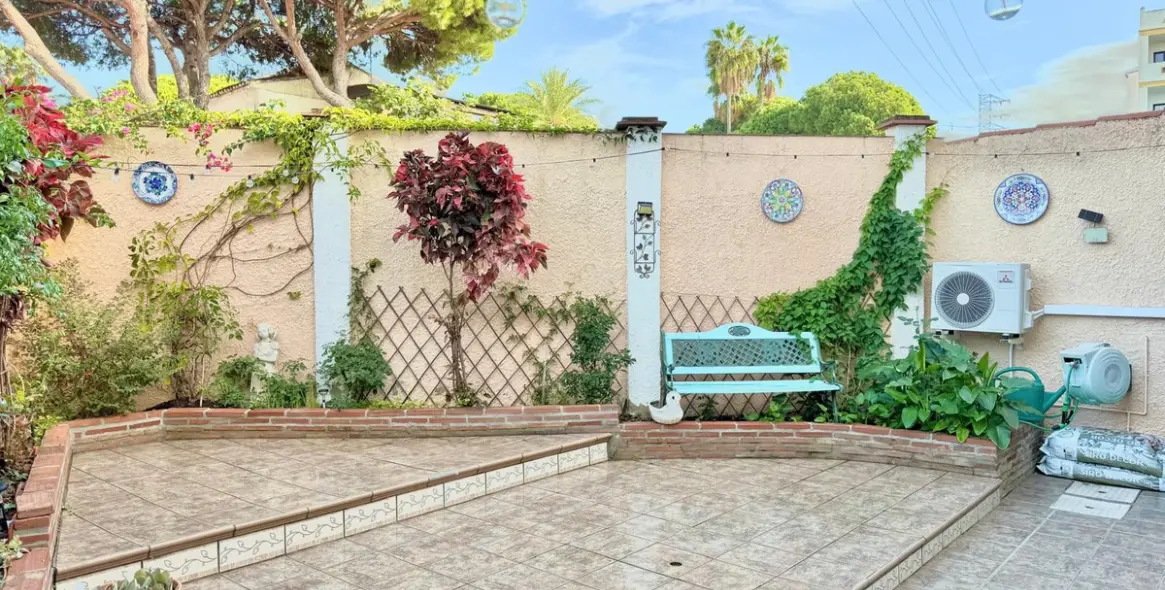 Venta de casa pareada en Calahonda 33