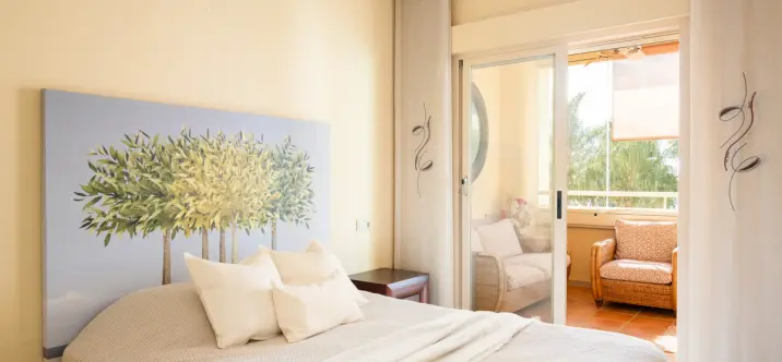 Sale of middle floor apartment in Mijas Costa 0