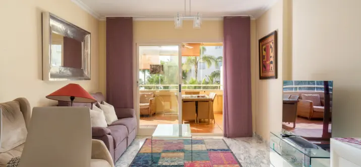 Sale of middle floor apartment in Mijas Costa 2