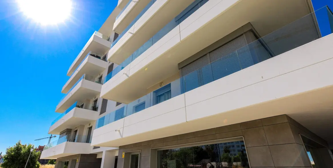 Продажа апартаментов на среднем этаже в Nueva Andalucía 1