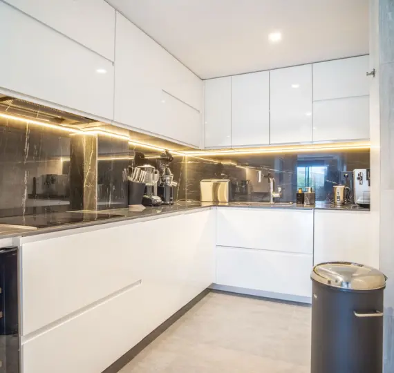 Продажа пентхауса в Los Arqueros