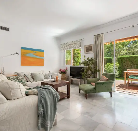 Sale of ground floor apartment in Carib Playa