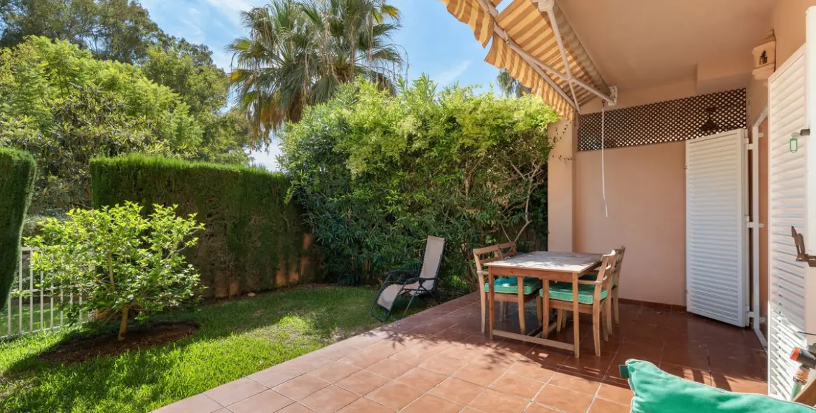 Sale of ground floor apartment in Carib Playa 8