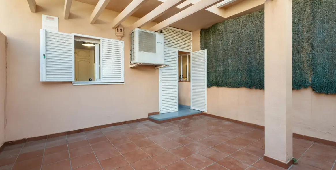 Sale of ground floor apartment in Carib Playa 18