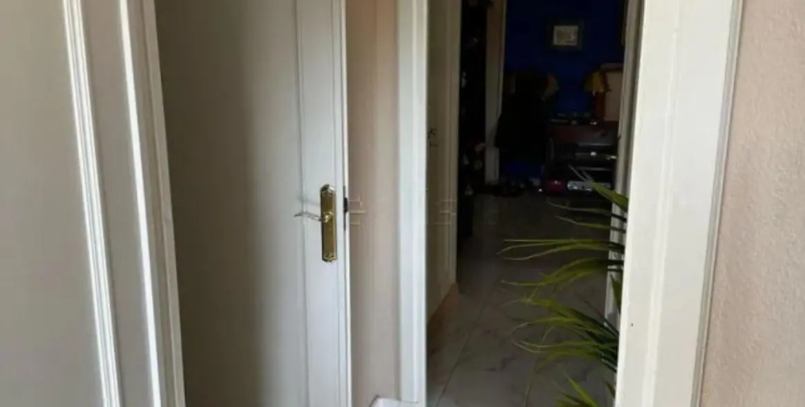 Продажа апартаментов на среднем этаже в Marbella 16