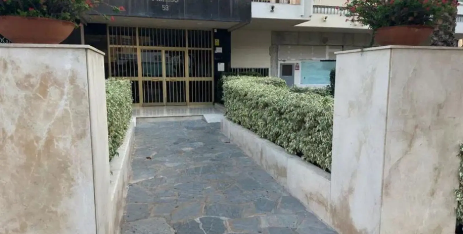 Продажа апартаментов на среднем этаже в Marbella 6