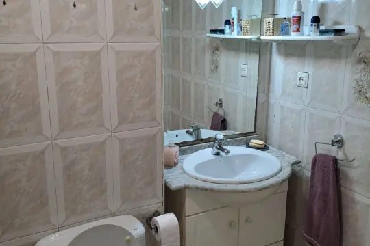 Image 6 thumb