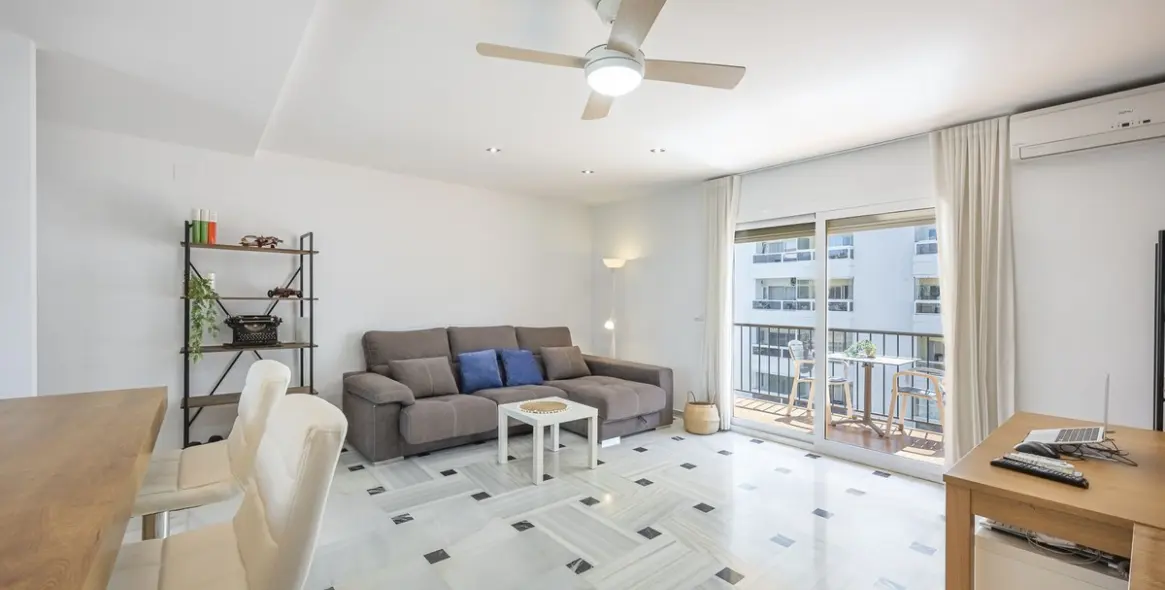 Sale of penthouse in Fuengirola 1