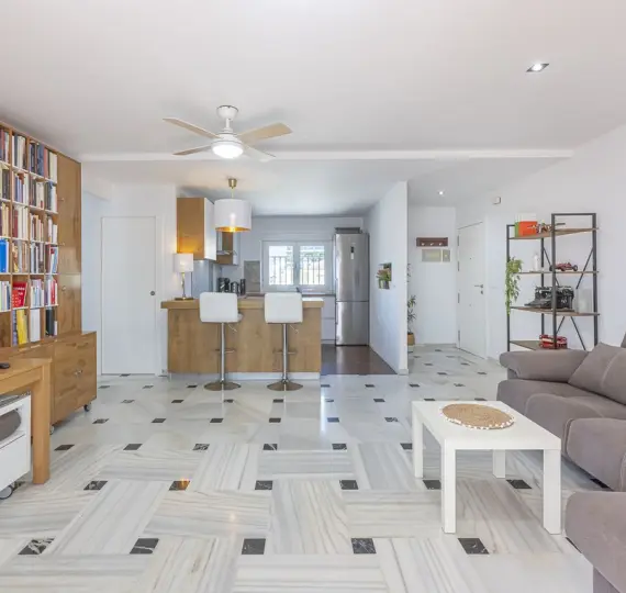 Sale of penthouse in Fuengirola