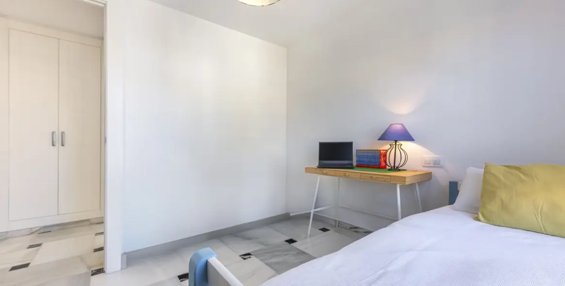 Sale of penthouse in Fuengirola 20