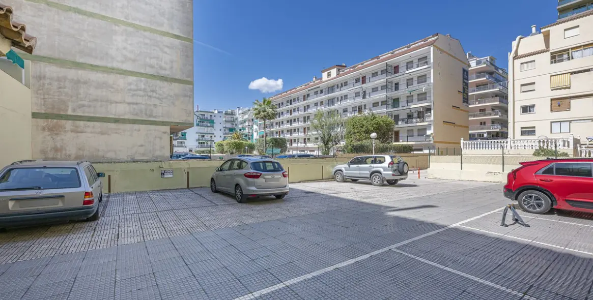 Sale of penthouse in Fuengirola 32