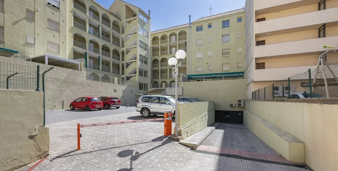 Sale of penthouse in Fuengirola 33