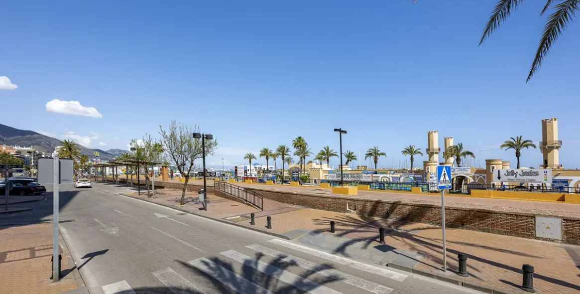 Sale of penthouse in Fuengirola 41