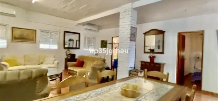 Продажа  отдельно стоящей виллы в Gaucín 1