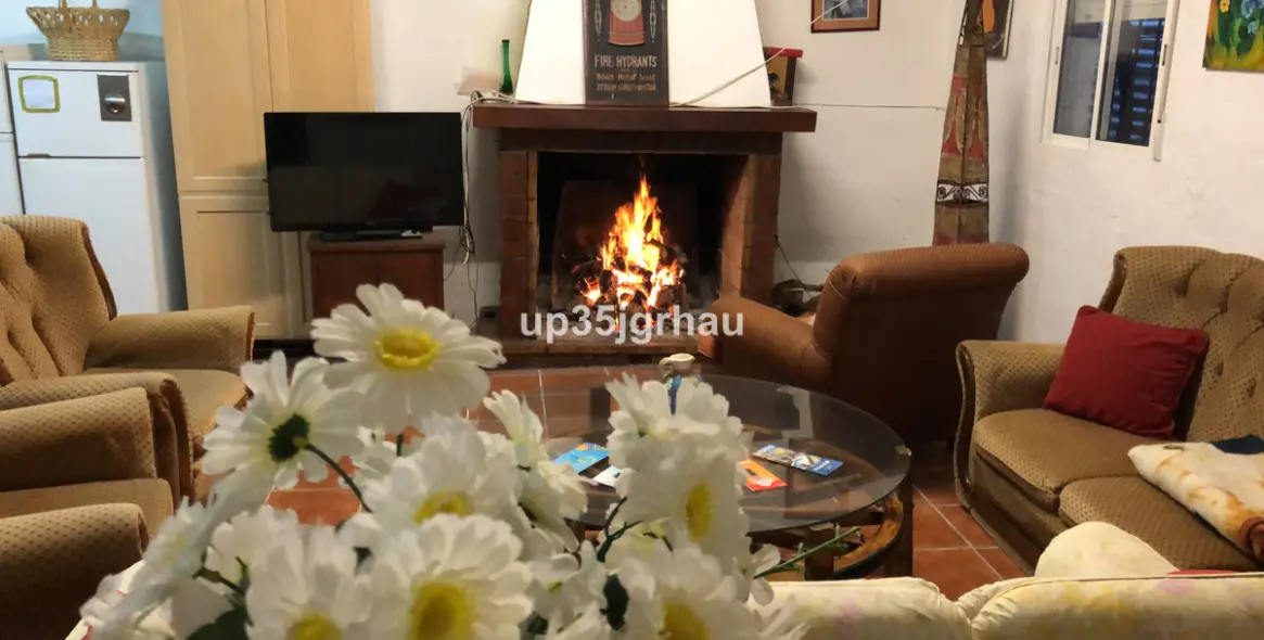 Продажа  отдельно стоящей виллы в Gaucín 3