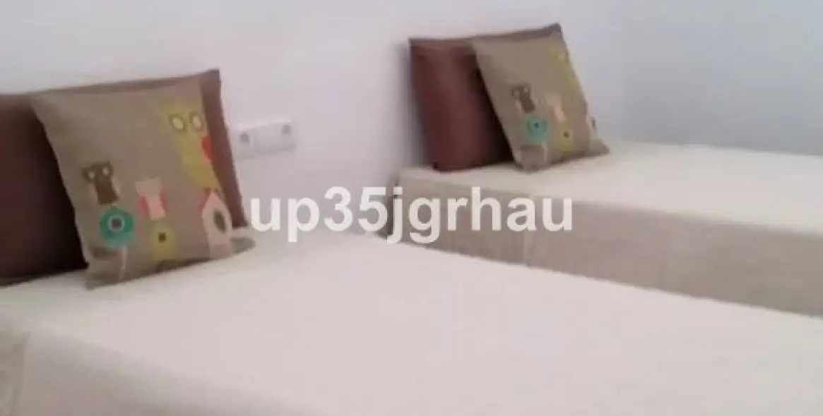 Продажа  отдельно стоящей виллы в Gaucín 33