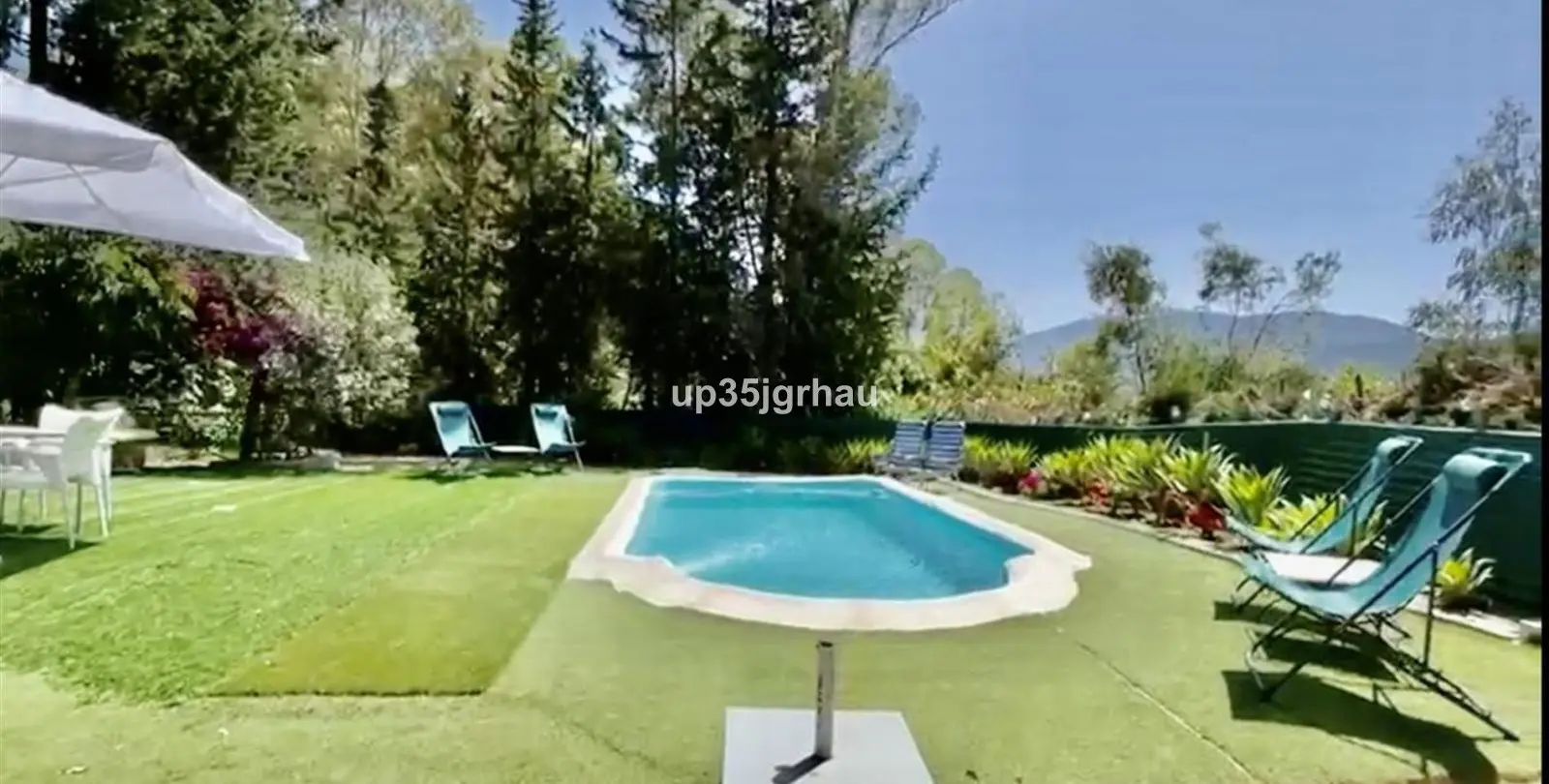 Sale of detached villa in Gaucín 11