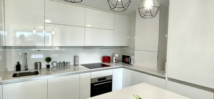 Продажа апартаментов на среднем этаже в Las Lagunas 4