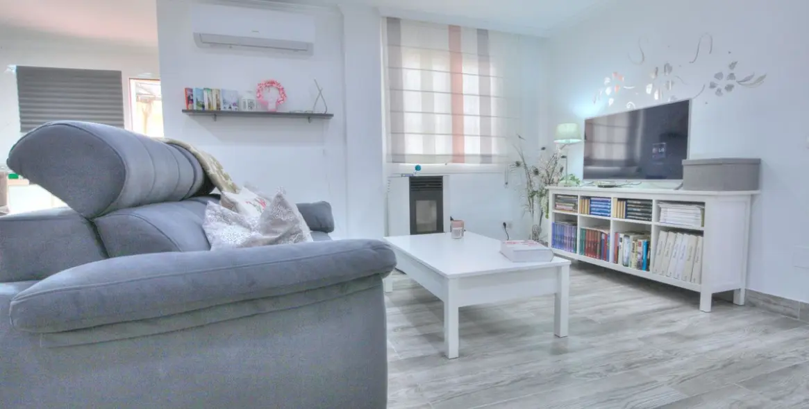 Venta de local comercial en Mijas (distrito Mijas Costa) 2