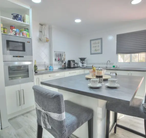 Local comercial R4747474